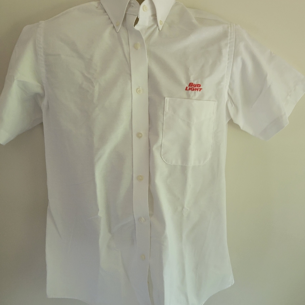 BUDWEISER BUD LIGHT Embroidered PATCH Delivery Man Uniform WORK SHIRT Med 8 Neck